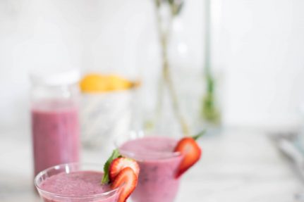 Ginger Strawberry Smoothie | Nutrition Stripped