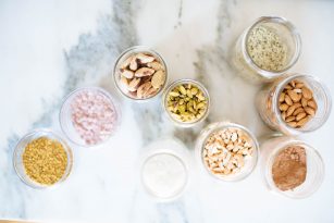 How To Make A Smoothie Bowl | Nutrition Stripped