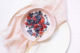 Warm Berry Bowl | Nutrition Stripped